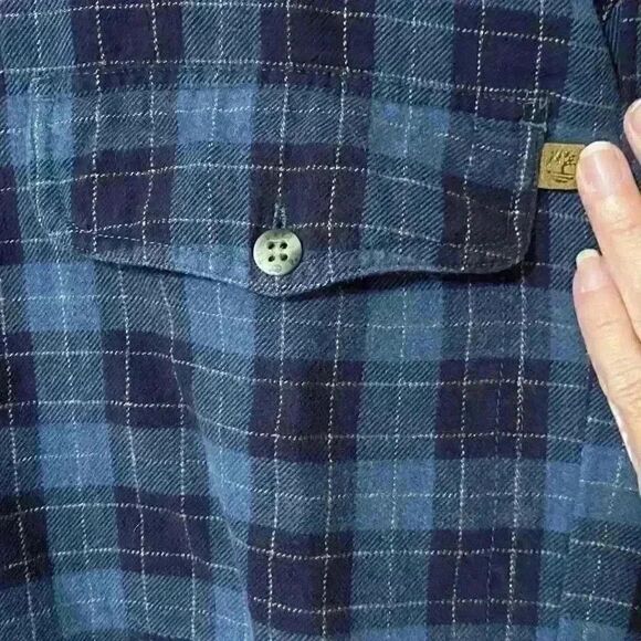 Timberland Flannel Men’s Large Blue Plaid Cotton Blend Long Sleeve Button Down - Picture 4 of 8